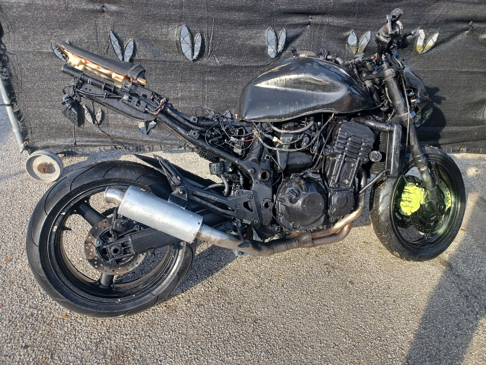 04 Z1000